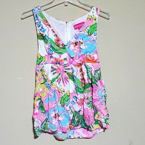 LILLY PULITZER Nosey Posy V-Neck Top - Size XS‎ - Picture 2 of 7